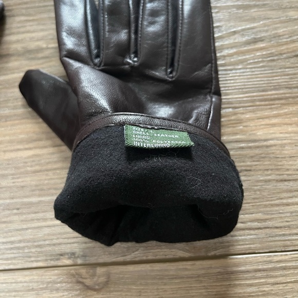 Thinsulate Women’s Brown Leather Gloves - Picture 5 of 5